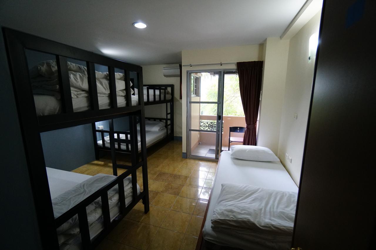 Just Sleep @Box Hostel Chiang Mai Exterior photo